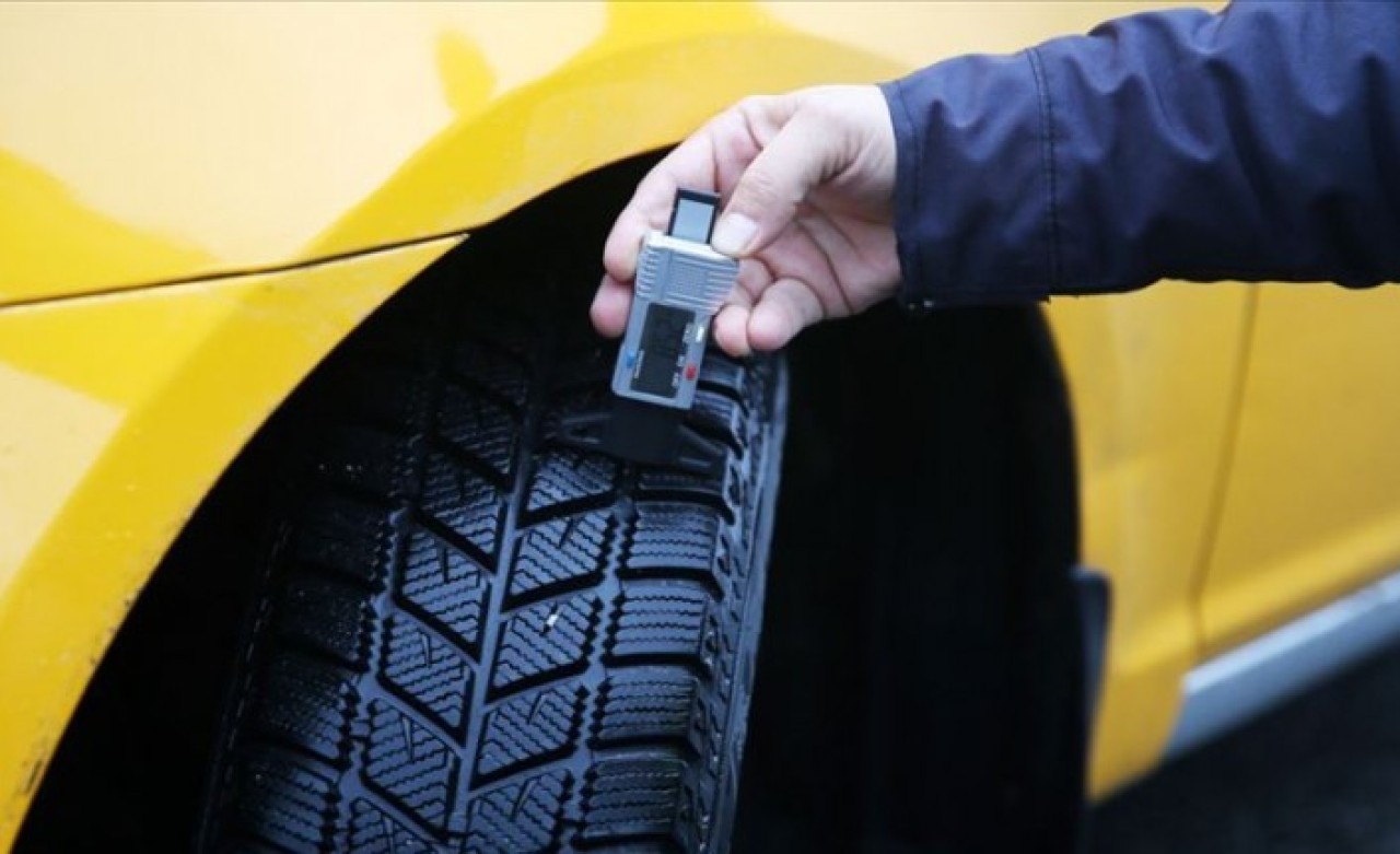 Koronavirüs oto lastikçileri de vurdu