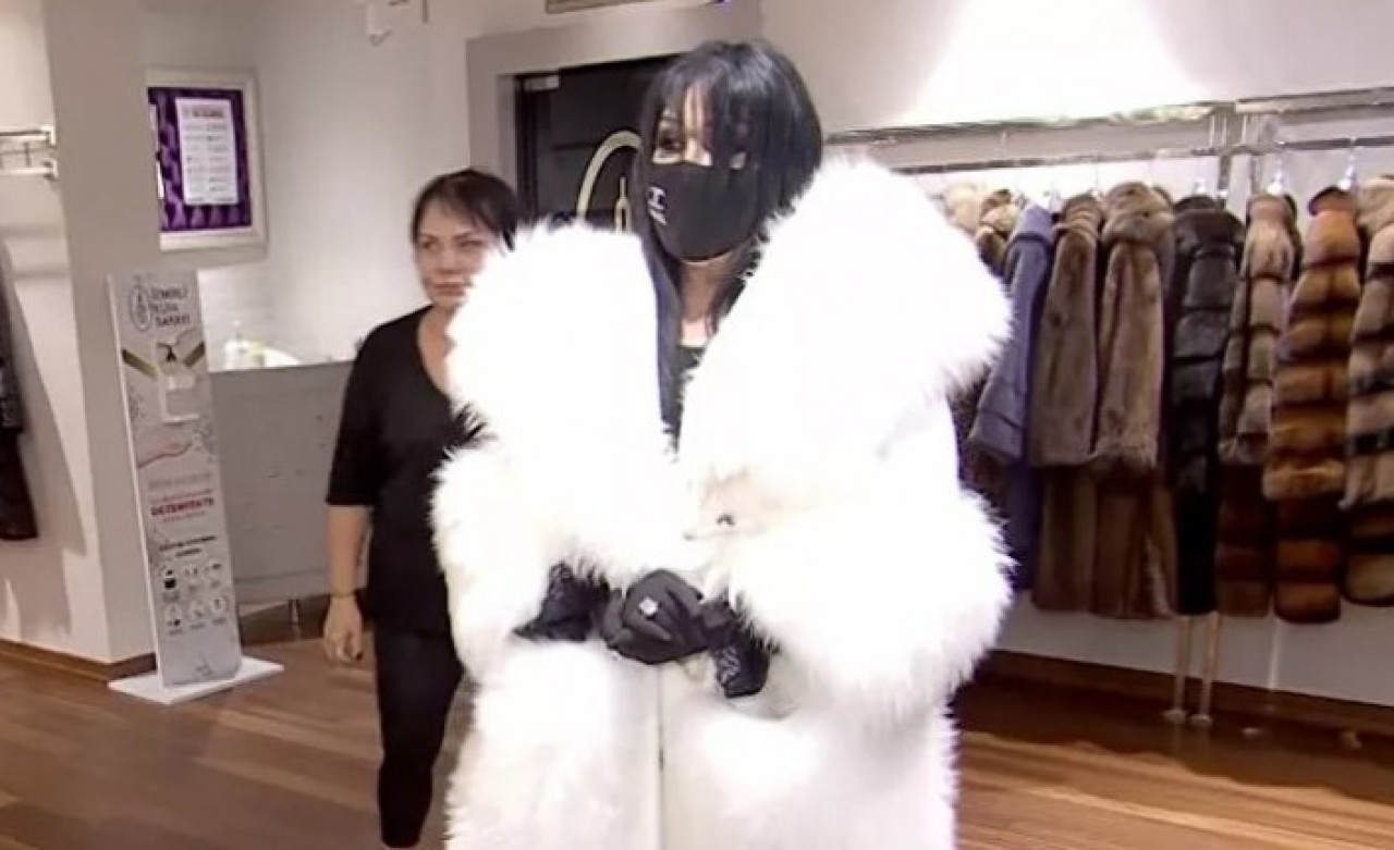 Kürk bağışını reddeden ÇYDD'yle ilgili Bülent Ersoy'dan ilginç açıklama