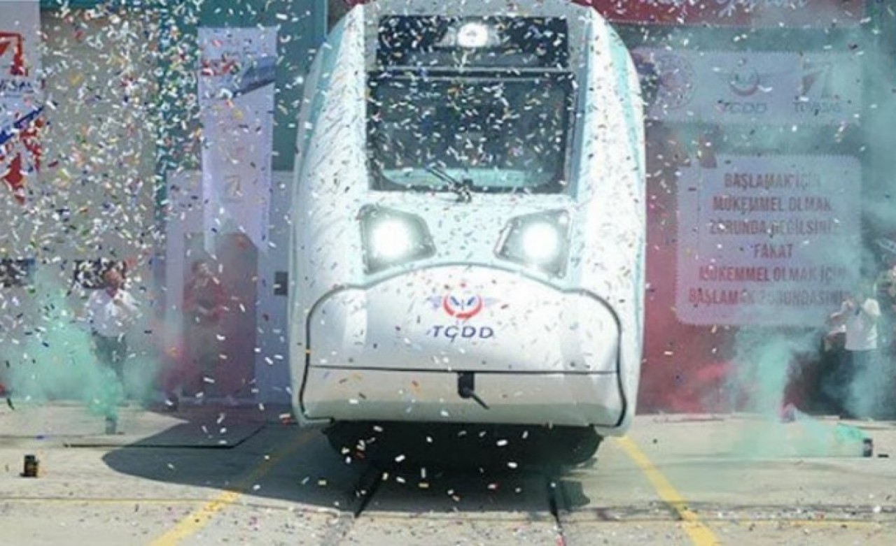 Milli Elektrikli Tren Seti'nin seri üretimine 2021'de başlanacak!