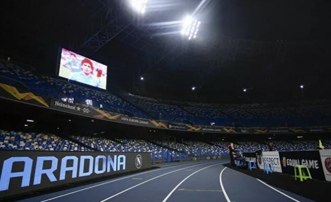 Napoli stadının adı 'Diego Armando Maradona' olarak değiştirildi