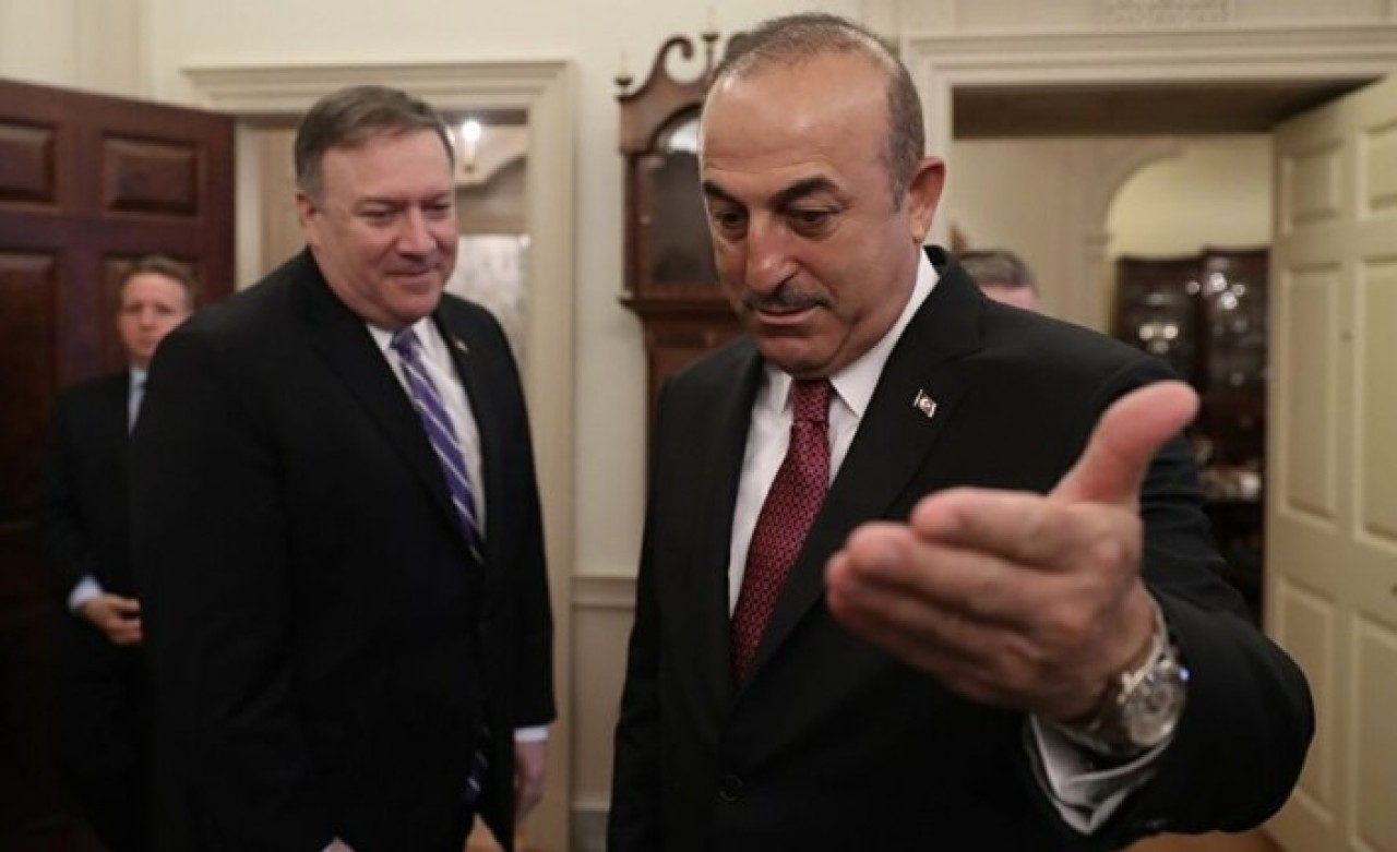 NATO zirvesinde tartışma: Çavuşoğlu,  Pompeo'ya sert çıktı!