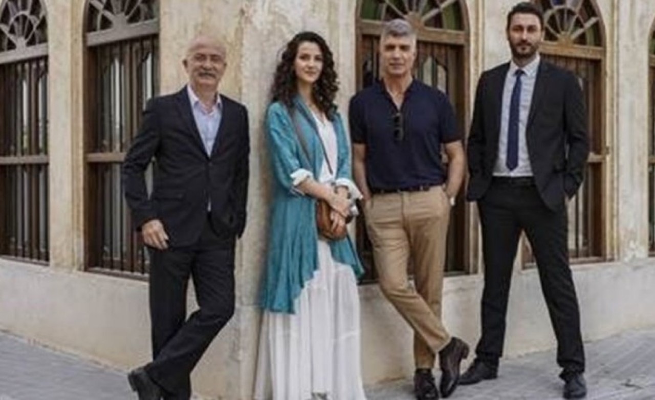 Özcan Deniz'in yeni dizisi 'Seni Çok Bekledim' Katar'da çekiliyor