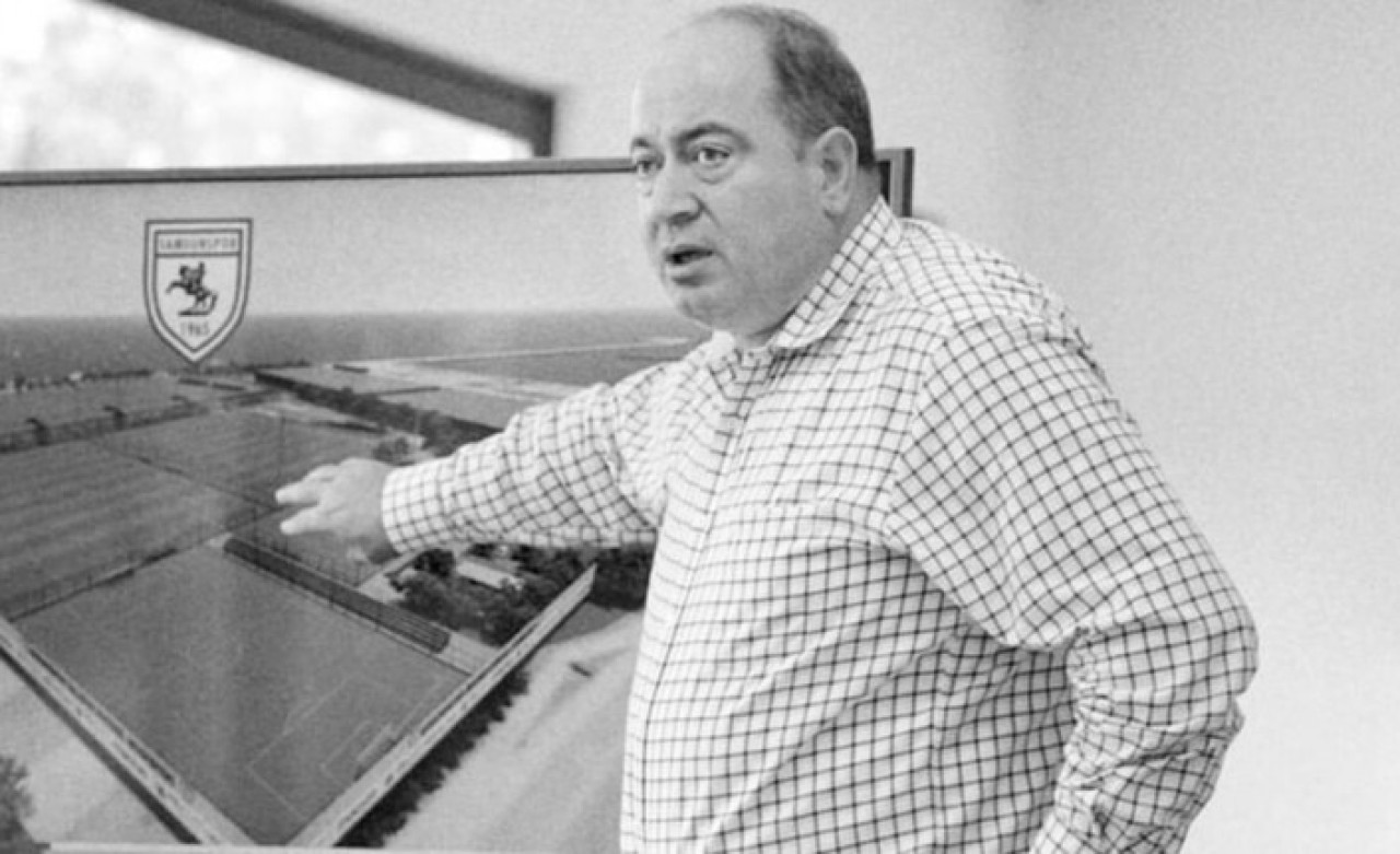 Samsunspor'un acı kaybı: Mustafa Kemal Erkanat,  koronavirüs sebebiyle hayatını kaybetti