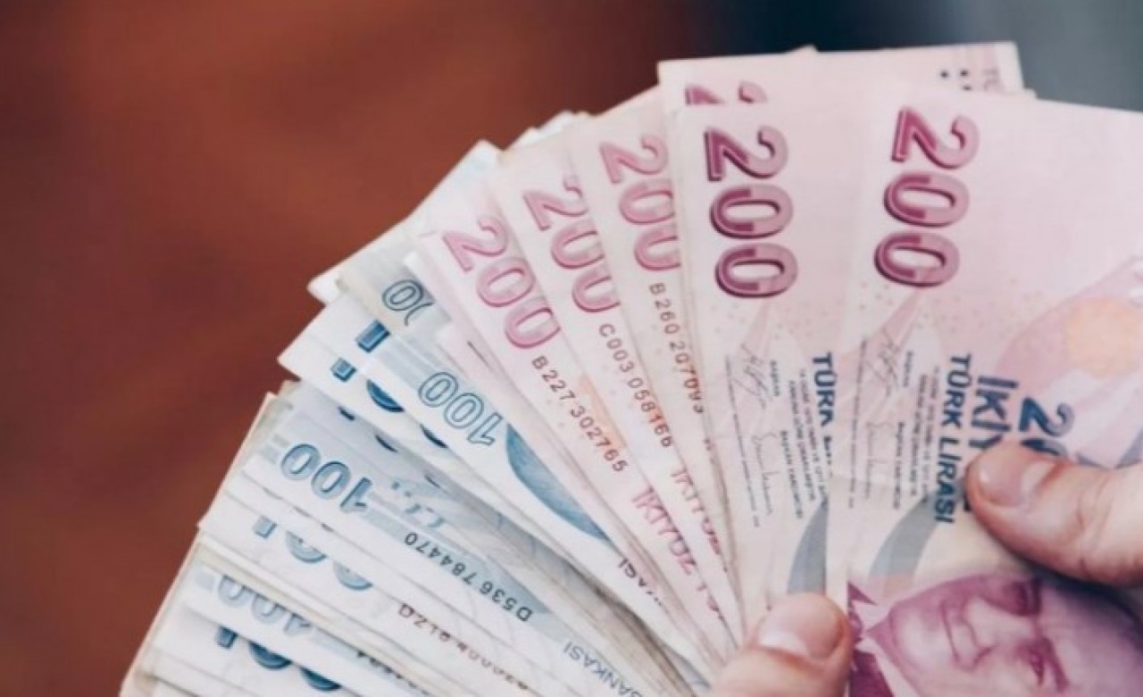 Sorunlu kredilere yeniden öteleme geliyor