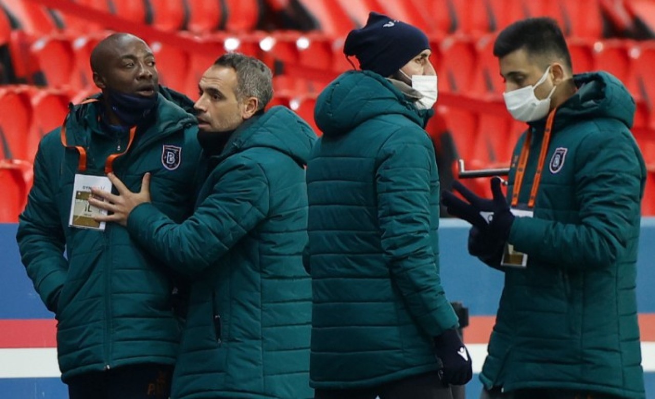 Webo'ya ırkçılık yapan hakemin eski skandalları ortaya çıktı