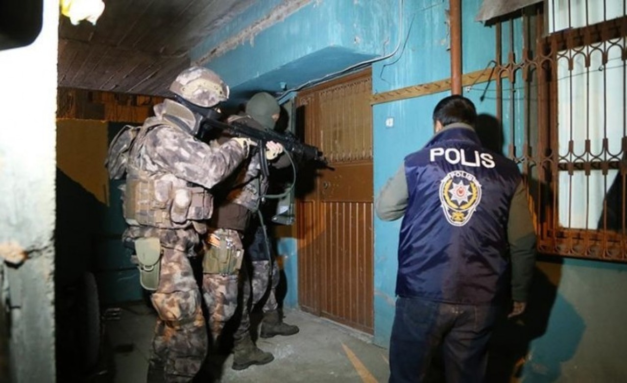 33 ilde 118 şüpheli için dev operasyon: Aralarında muazzaf askerler de var
