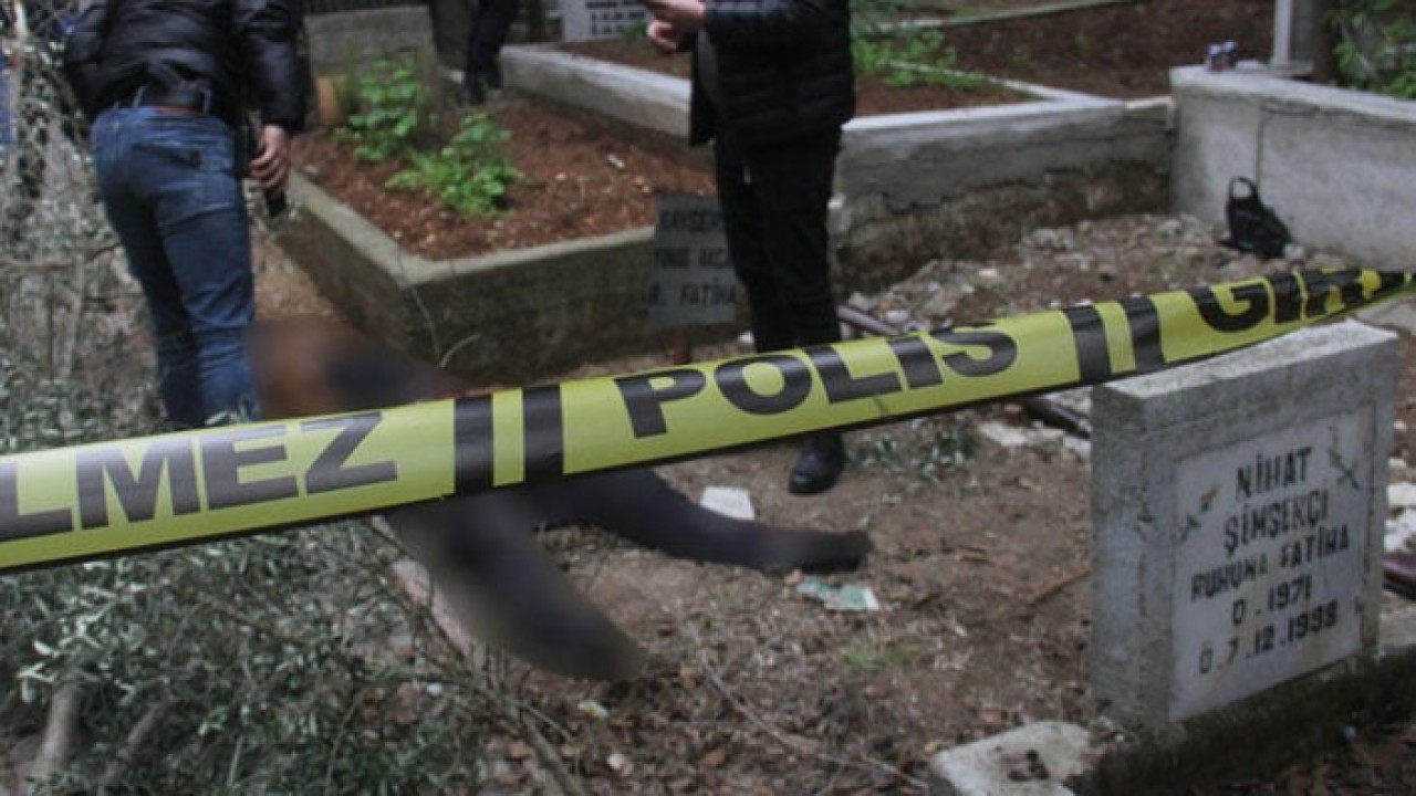 Adana'da vurulan Hidayet Ablak,  babasının mezarı başında öldü