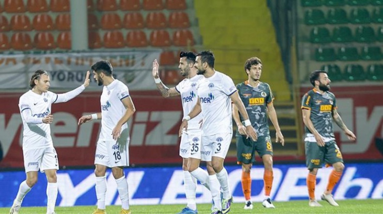 Alanyaspor - Kasımpaşa: 10 kişiyle zafer