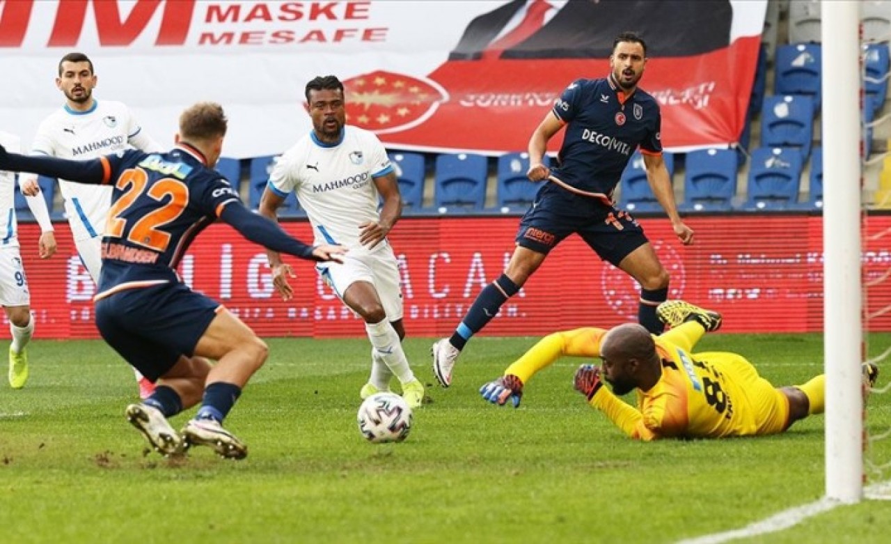 Başakşehir,  hasretine Erzurumspor karşısında son verdi