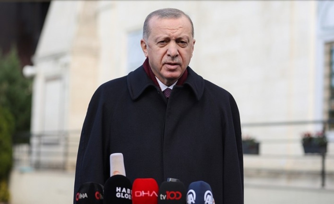 Cumhurbaşkanı Erdoğan'dan cuma namazı çıkışında flaş açıklamalar