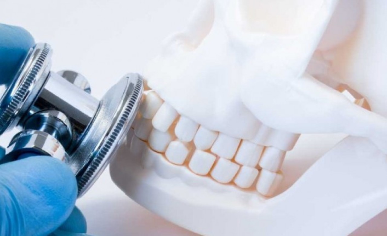 Doğuştan,  kaza ya da hastalıklara bağlı çene bozukluğu