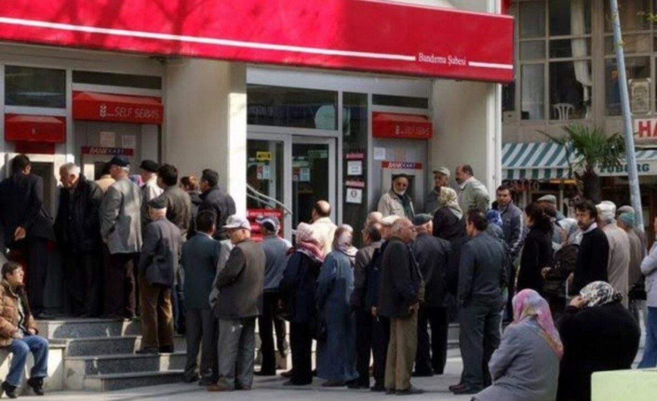 Emeklilere yapılacak maaş zammıyla ilgili flaş açıklama