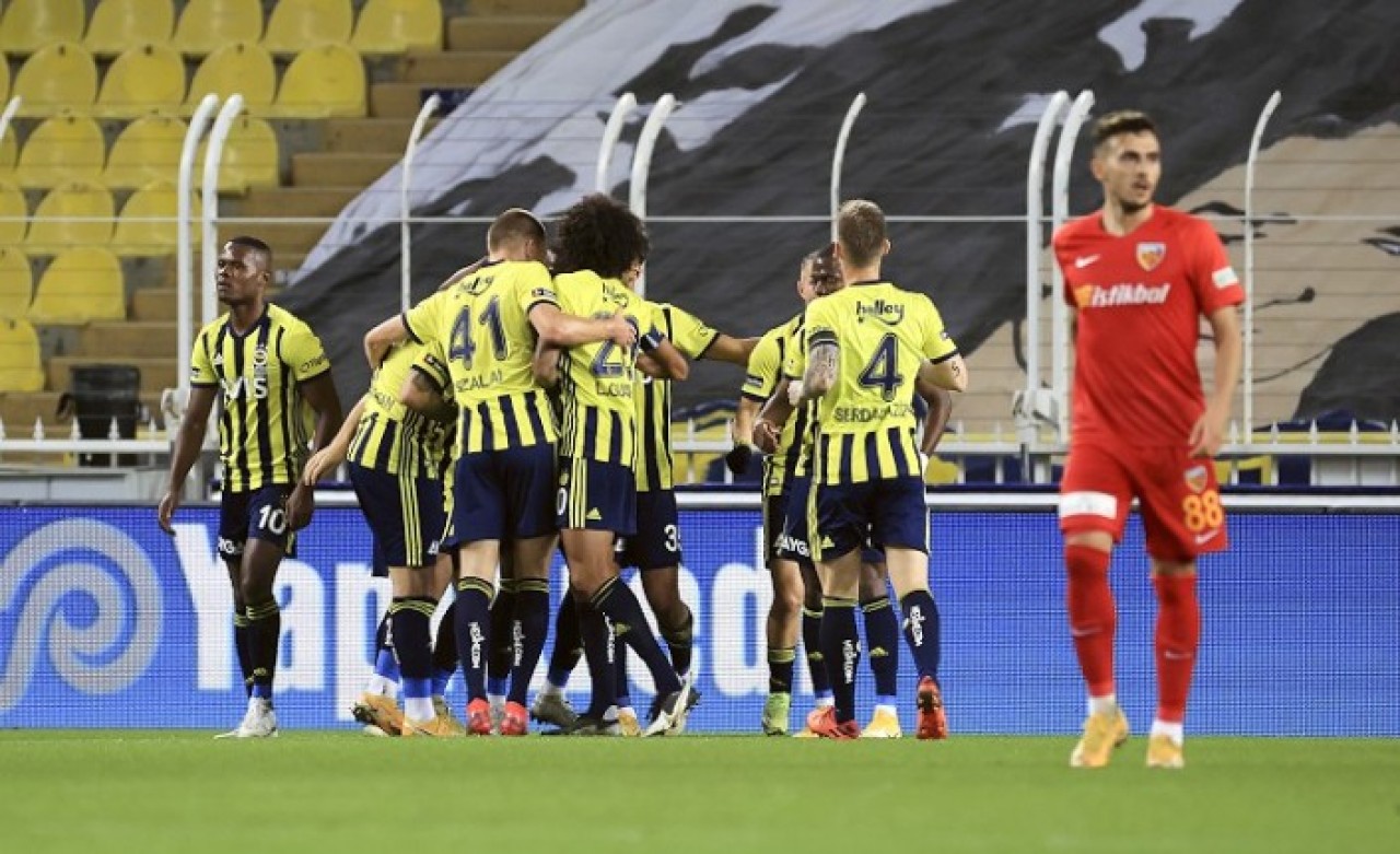Fenerbahçe,  Kayserispor maçında hava attı! 