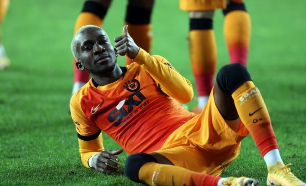 Galatasaray'ın gecesi: Onyekuru'nun dönüşü muhteşem oldu,  Gaziantep FK'yı 2 golle vurdu