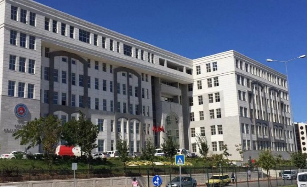 Gebze'de rüşvet operasyonu! 1 avukat ve 6 polis tutuklandı