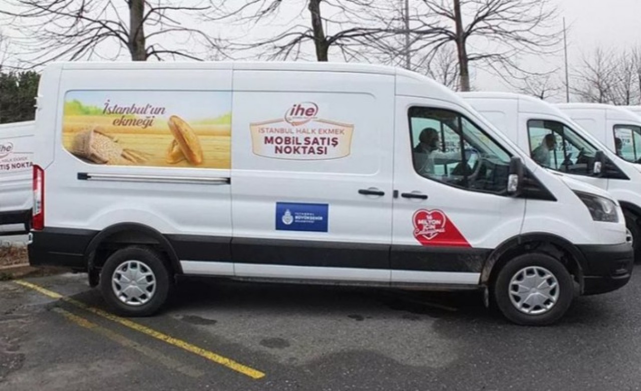İstanbul Halk Ekmek'ten 26 ilçeye 40 mobil büfe