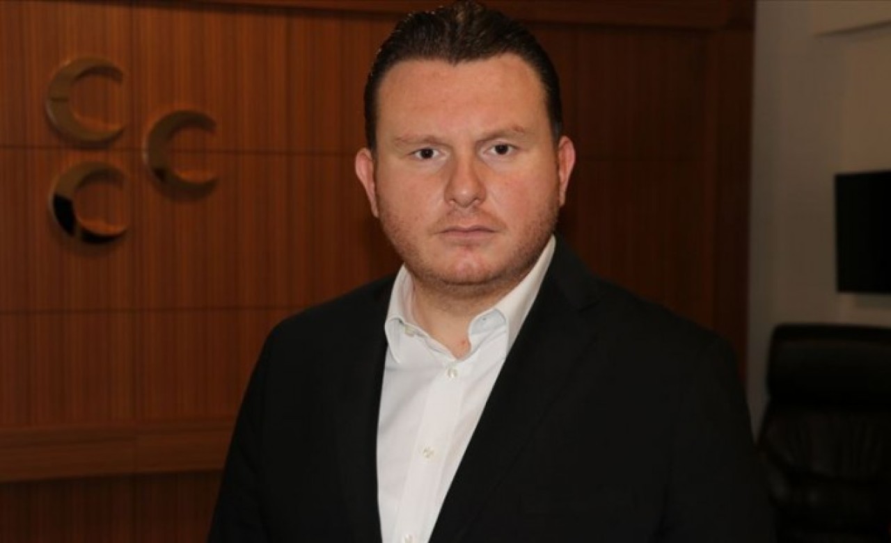 MHP'li Bülbül'den sert açıklama: "Köpeklerin ağzı değdi diye de deniz kirlenmeyecektir"