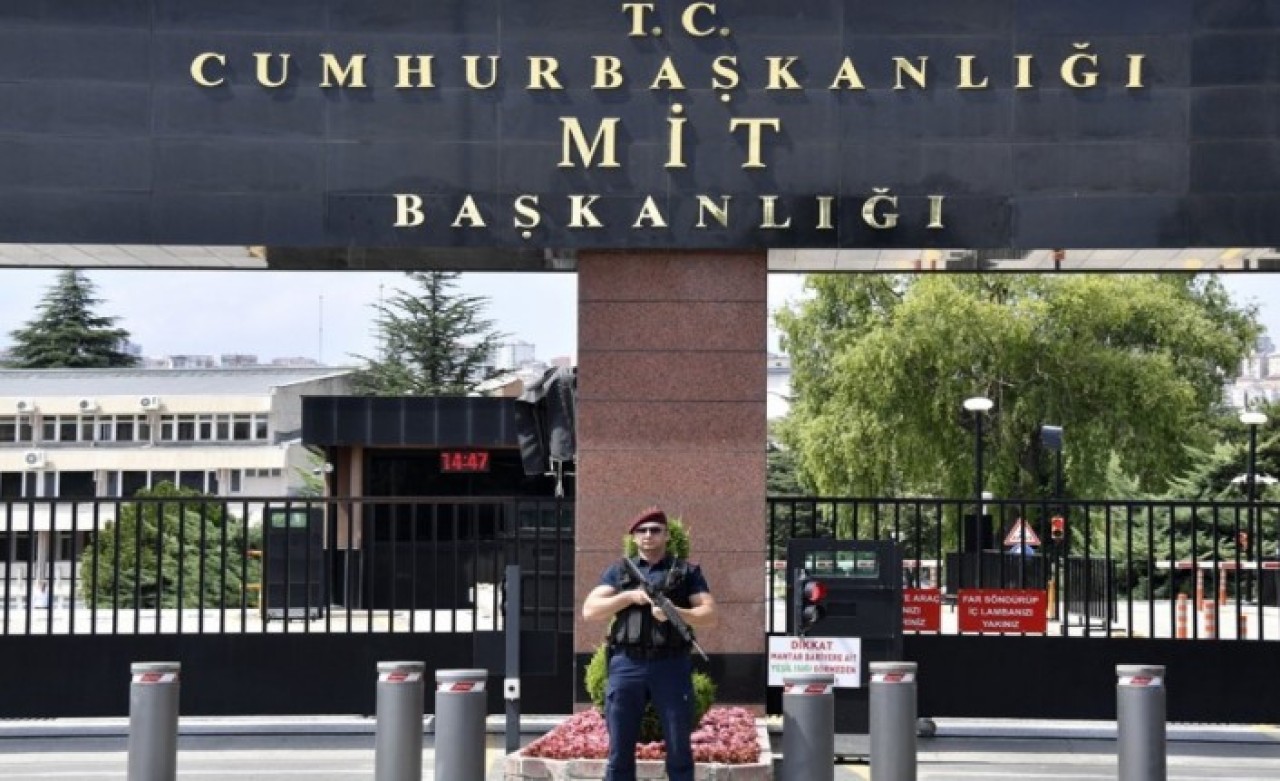 Ankara'da MİT ve Emniyet'ten kritik operasyon: Savunma projelerini yabancılara satmışlar!