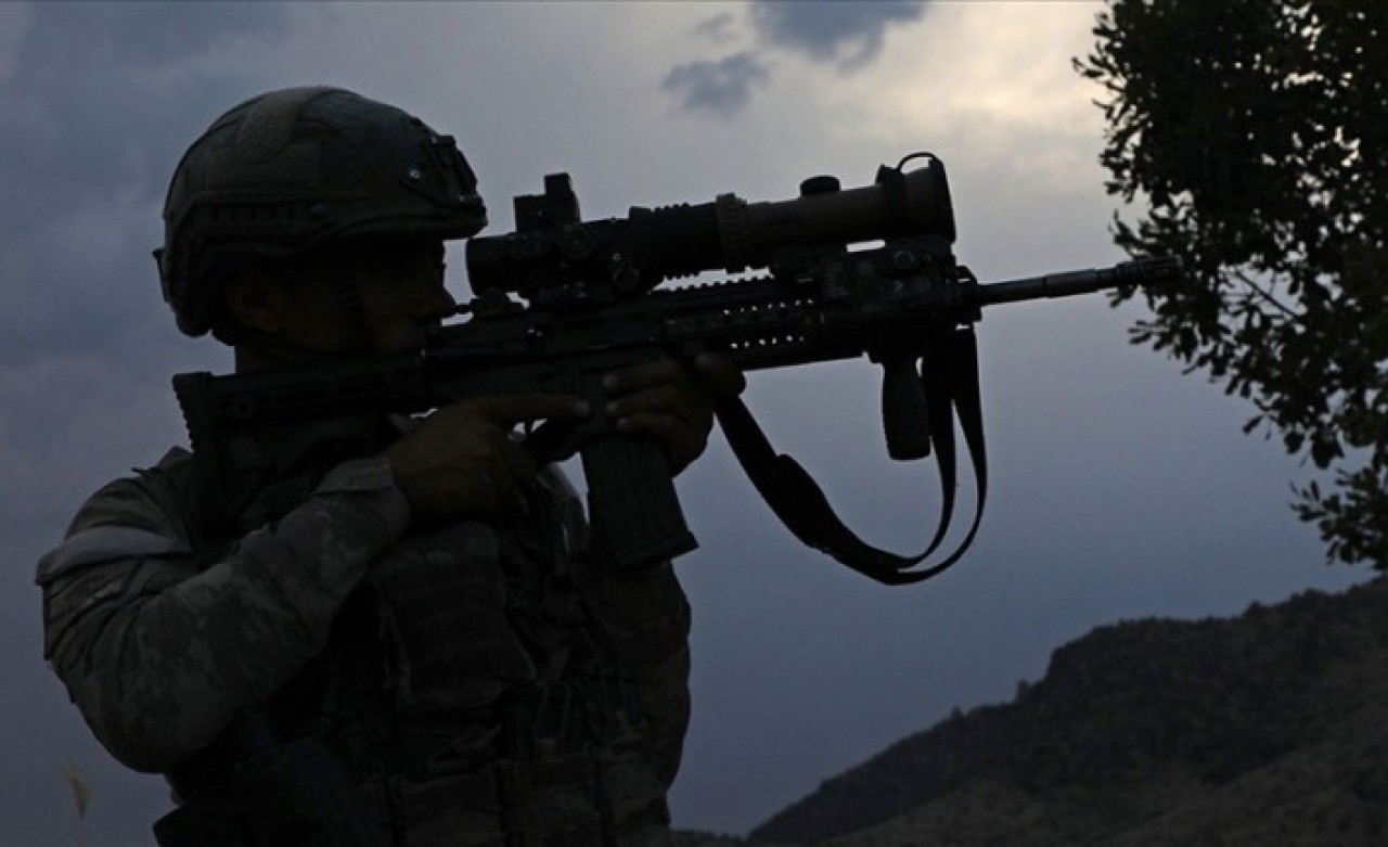 MSB duyurdu: 8 terörist tünelde vuruldu