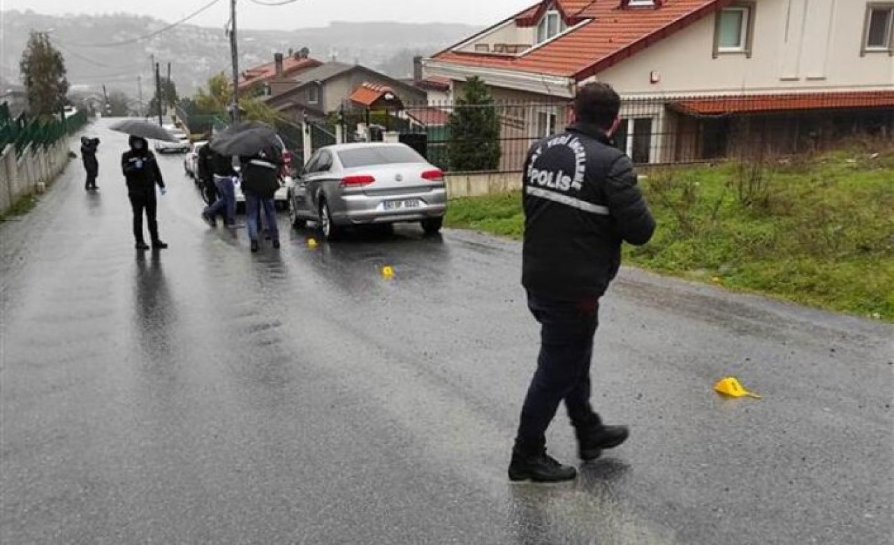 Sarıyer'de iş adamı Enver Ocak,  silahlı saldırıya uğradı