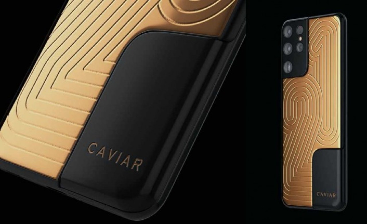 Tamamen altınla kaplanan Samsung Galaxy S21,  570 bin lira fiyatla satışa sunuldu
