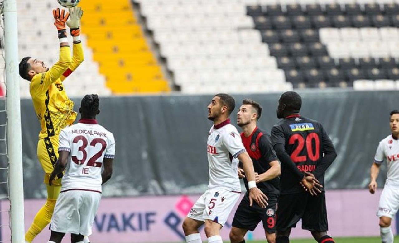 Trabzon'dan kritik galibiyet,  Karagümrük'ten tepki