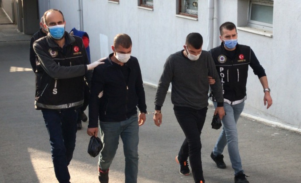 Adana'da uyuşturucu satıcılarına yönelik operasyon