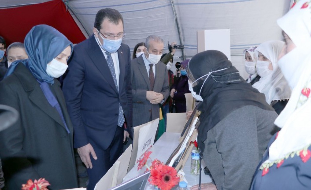 AK Parti'den Diyarbakır annelerine ziyaret: Annelerin merhameti terör örgütünü bitirecek