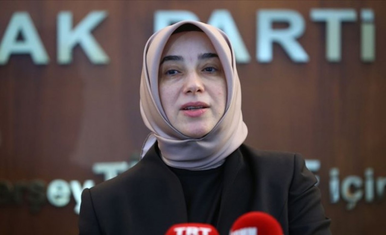 AK Partili Özlem Zengin: Hedef gösteriliyorum