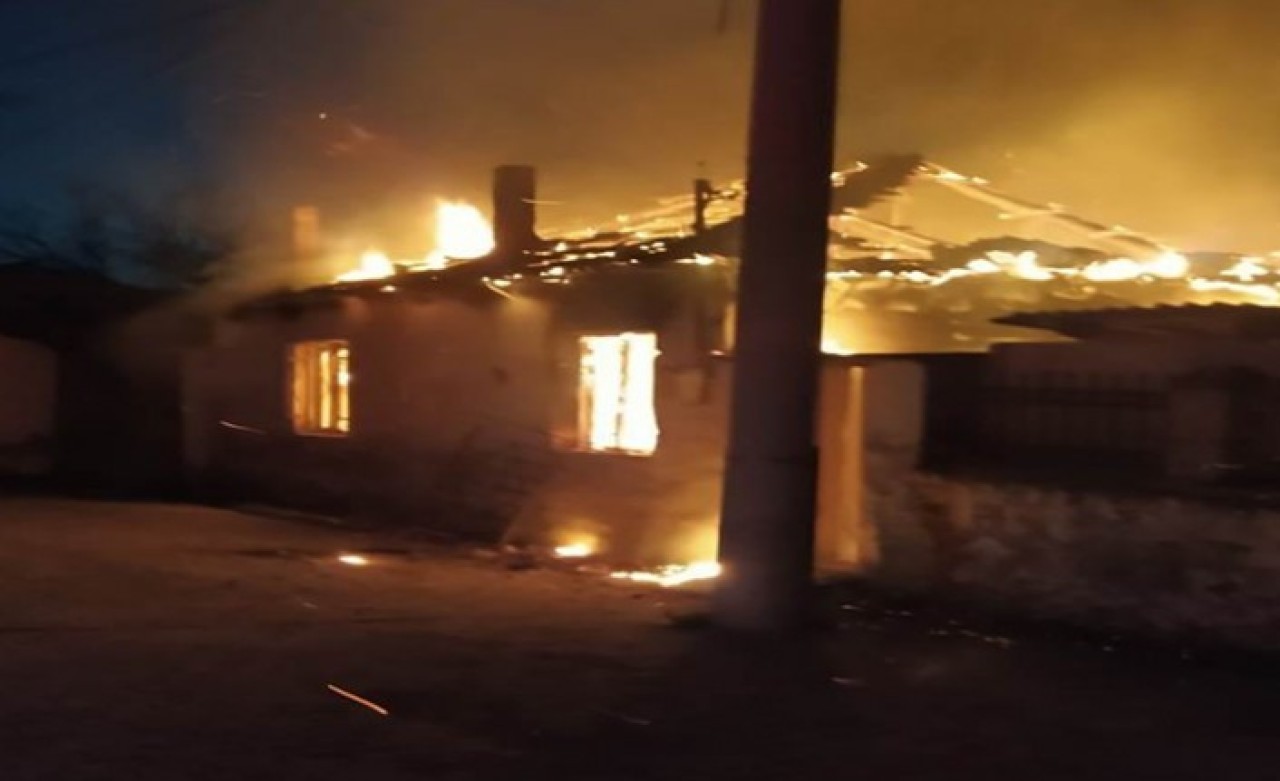 Akhisar'da cami lojmanında yangın: Yüksel Bilgin öldü