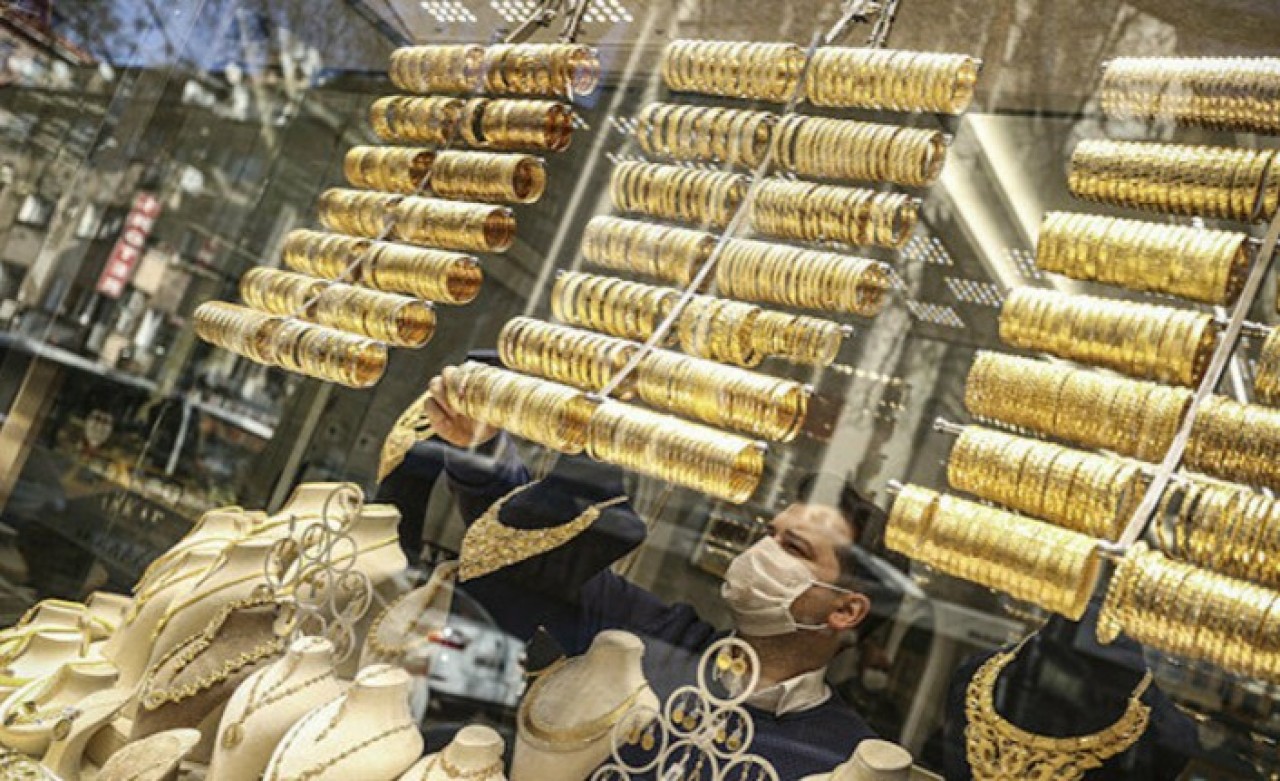 Altın fiyatlarında şaşırtan hareketlilik
