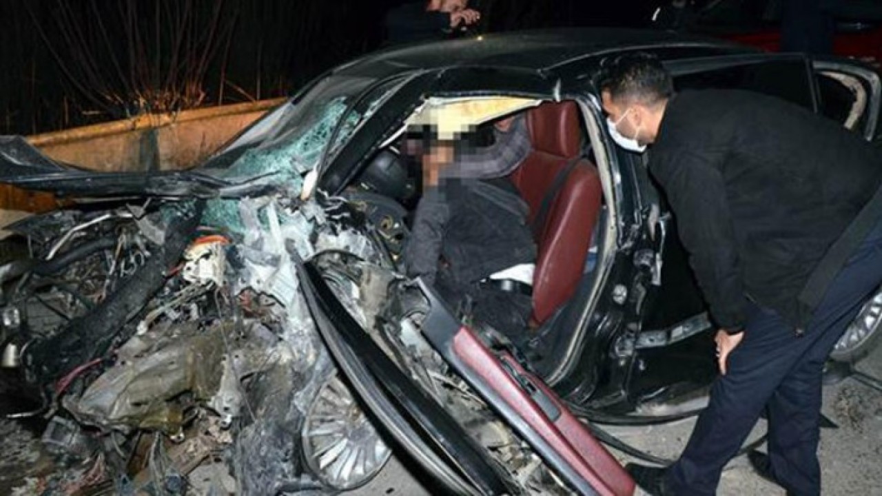 Antalya'da katliam gibi kaza: Mehmet Ali Em,  Harun Can Ateş,  Sevgi Ateş,  Şükriye Ateş,  Gülsüm Em ve Sevda Em öldü