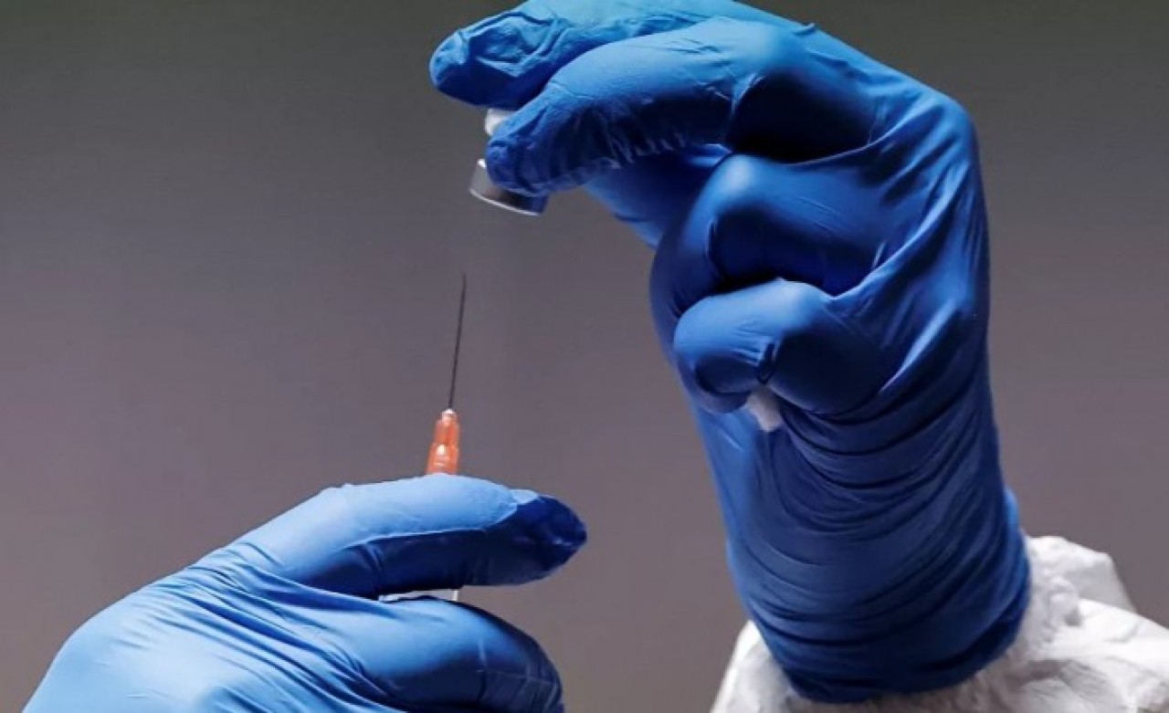 Aşı randevusunda saat uyarısı: 'İnanılmaz yoğun oluyor'