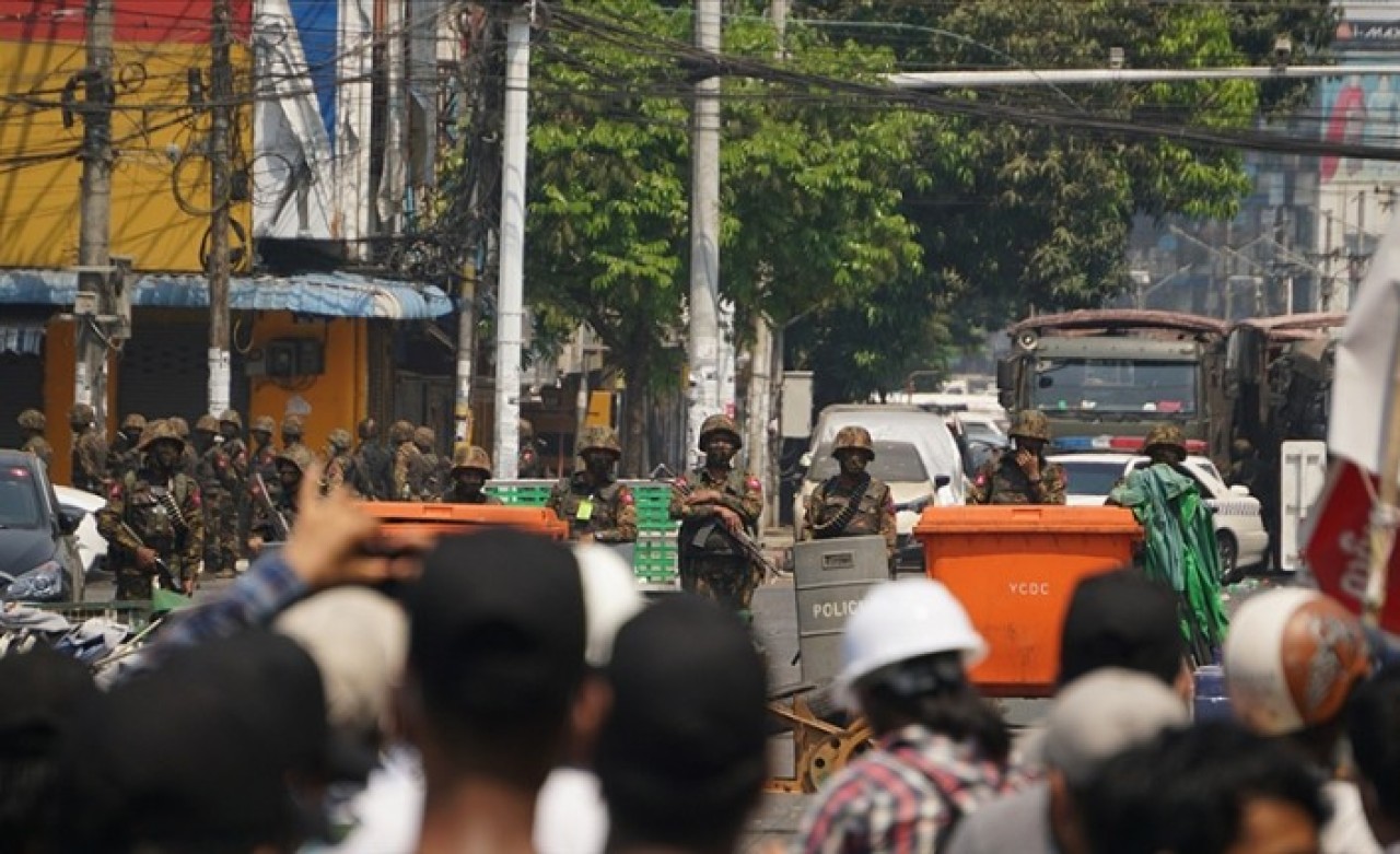 Bir ülke kan ağlıyor: Darbe yapılan Mynamar'da bir günde onlarca kişi öldürüldü
