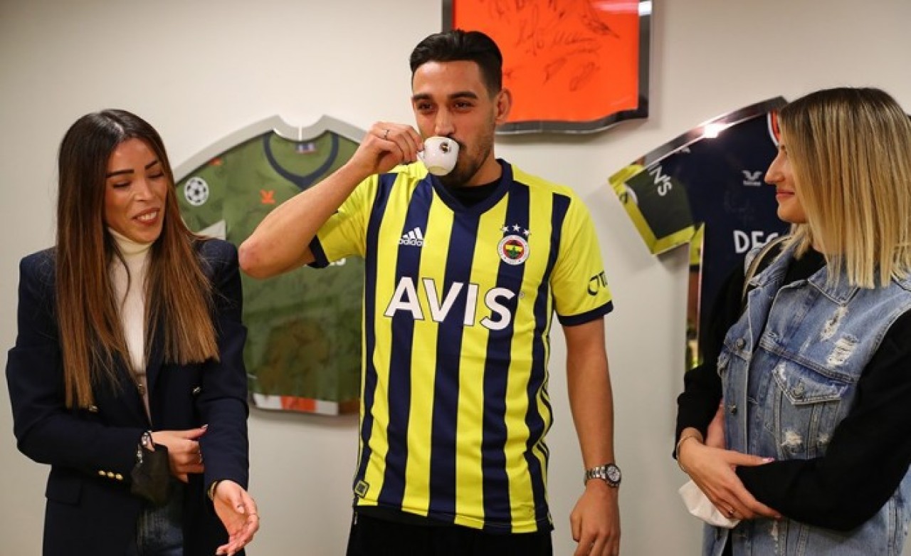 Bu kahve bakın kaç milyon euro: Fenerbahçe,  İrfan Can Kahveci'nin maliyetini açıkladı