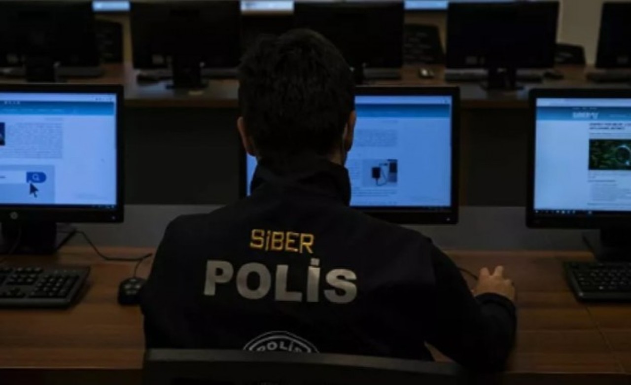 Çöpten çıkan diskten 5 bin FETÖ'cü deşifre edildi