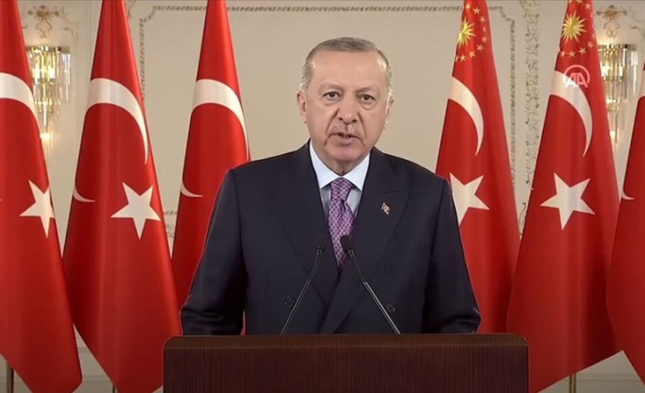 Cumhurbaşkanı Erdoğan: Bir zamanlar inşa ettiğimiz yolları gösterip 'buralara uçak mı indireceksiniz' diyorlardı