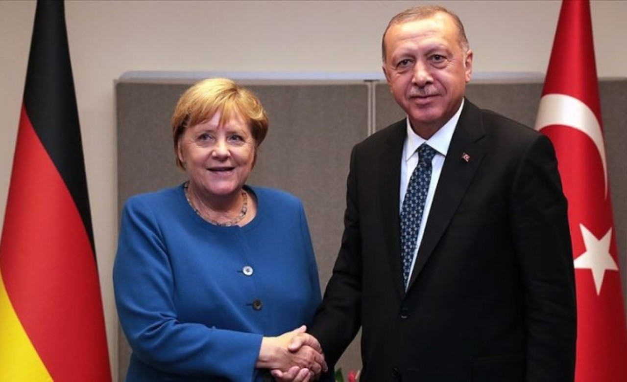 Cumhurbaşkanı Erdoğan'dan Merkel'le kritik görüşme