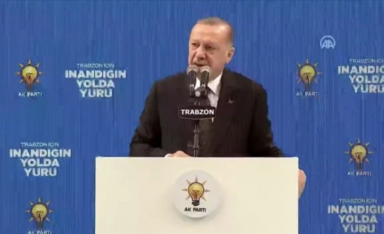 Cumhurbaşkanı Erdoğan,  Trabzon'dan seslendi: Ey Batı,  neredesin? İnlerinde geberteceğiz!