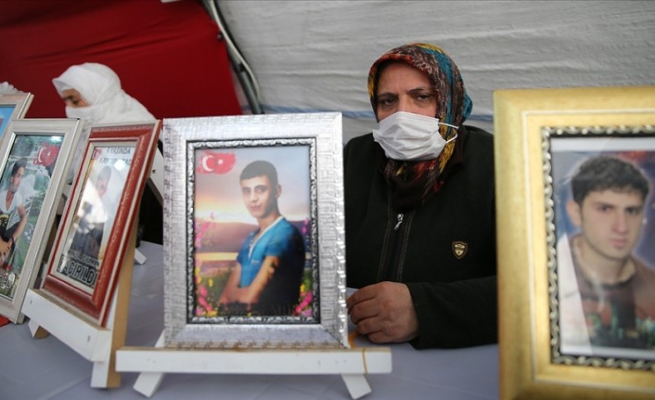 Diyarbakır annelerinden çocuklarına 'teslim ol' çağrısı