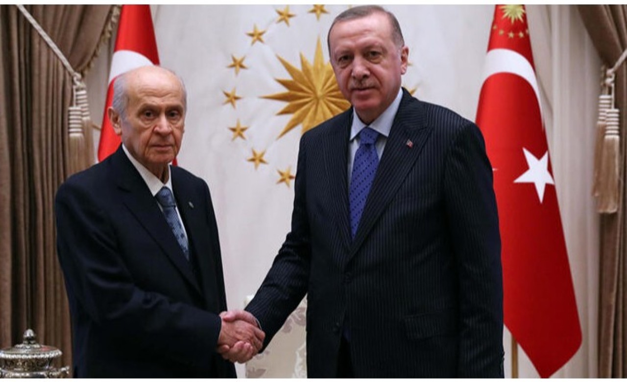 Erdoğan ve Bahçeli yeni anayasa için iki konuda fikir birliğine vardı