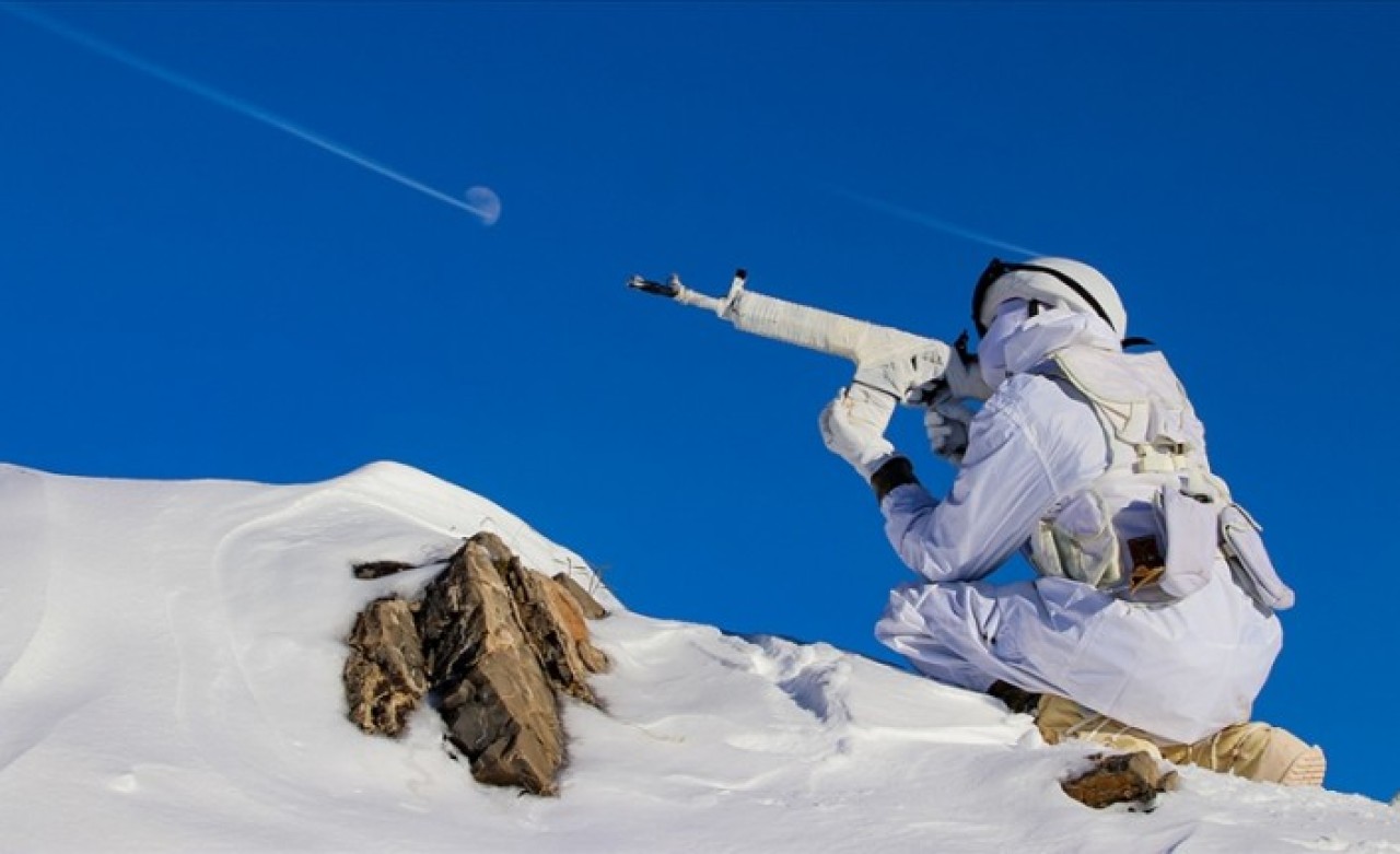 Gara'daki terör hedeflerine Pençe Kartal-2 Harekatı düzenleniyor