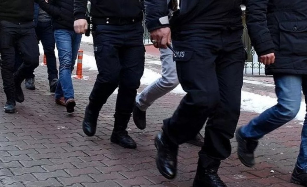 Gaziantep merkezli FETÖ operasyonu: 50 gözaltı