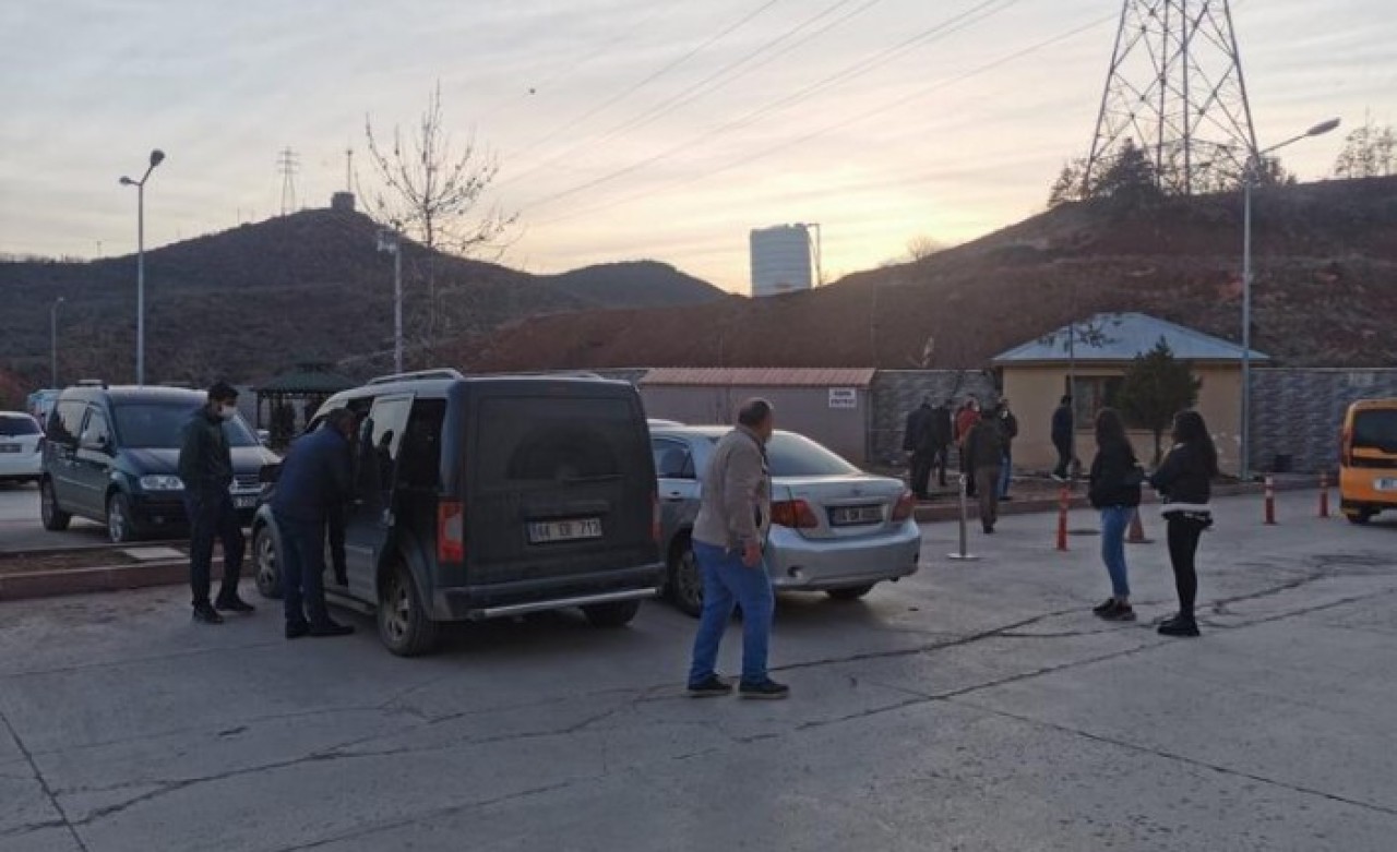 Hareket halindeki arabadan düşen Gülseren Kılınç öldü