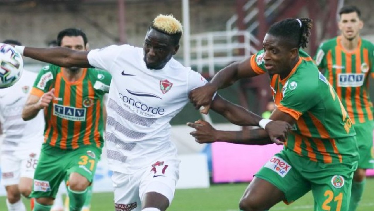 Hatayspor-Alanyaspor: 10 kişiyle 1 puan