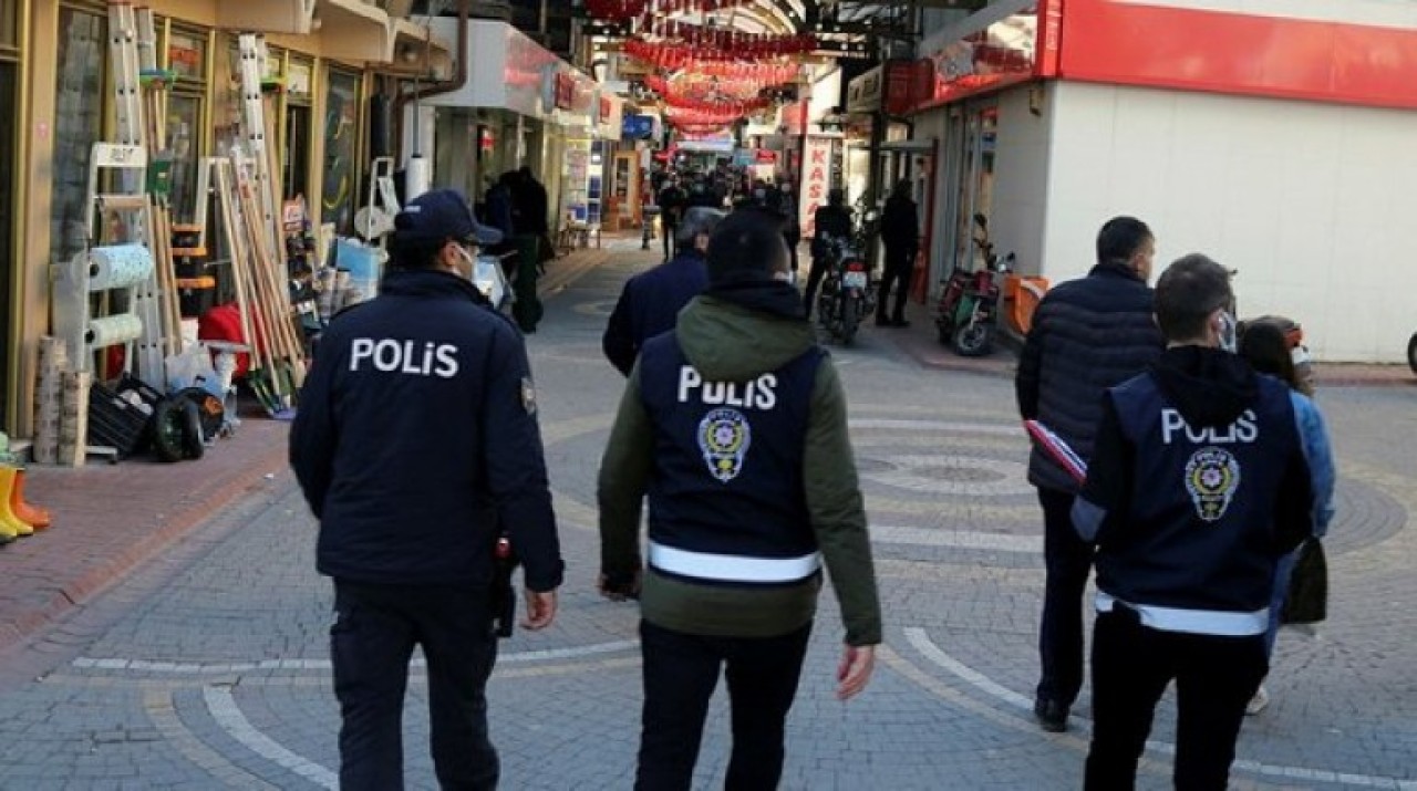 İçişleri Bakanlığı'ndan hafta sonu kısıtlamasına dakikalar kala flaş açıklama