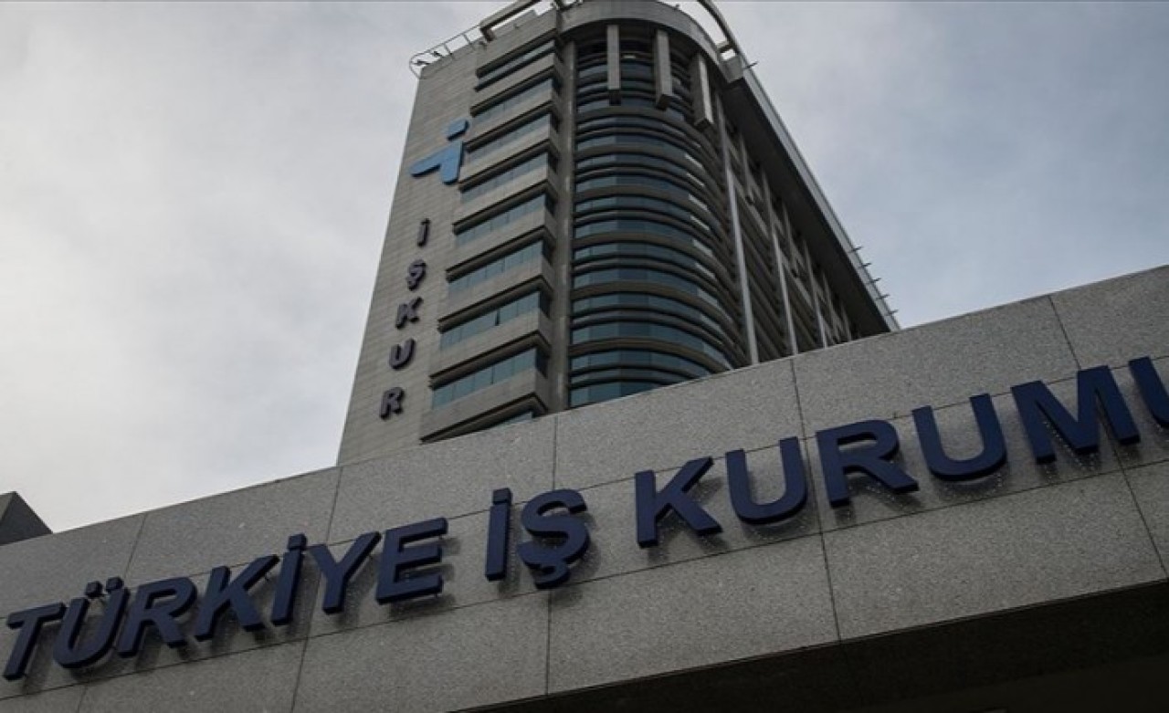 İŞKUR sayesinde Türkiye'nin ilk işitme engelli ürün tasarımcısı oldular