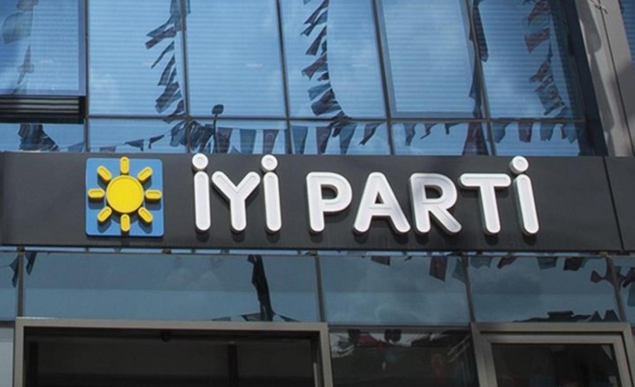 İYİ Parti’de deprem: İki isim görevden alındı