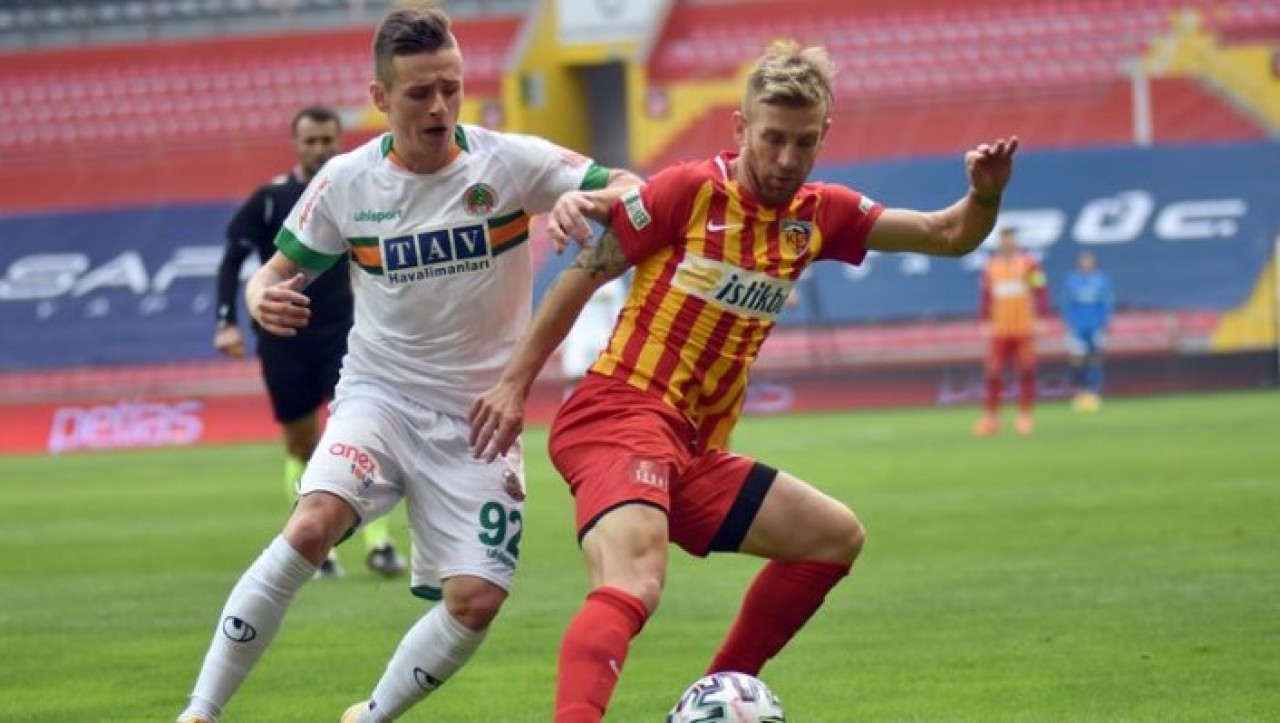 Kayserispor - Alanyaspor: 2 gol,  1 kırmızı kart