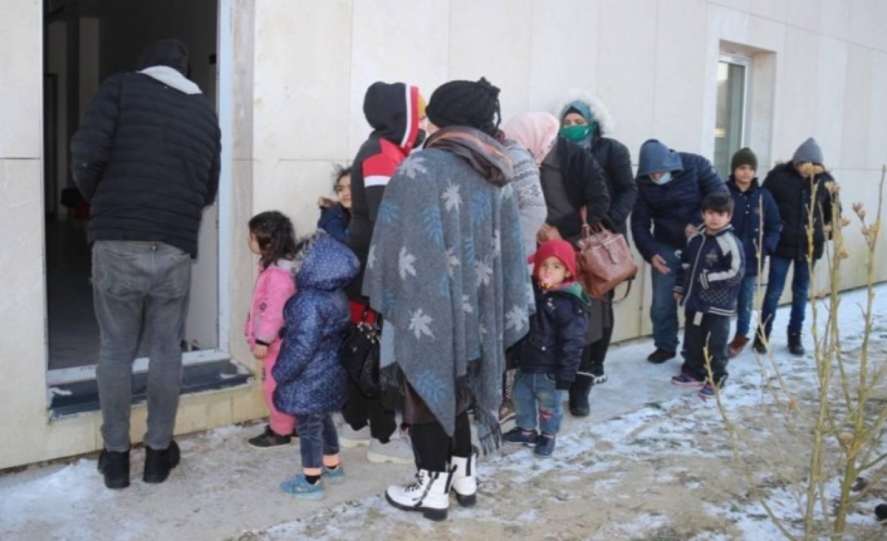 Kırklareli'nde yakalanan 17 sığınmacının Bulgar polisince darbedilip Türkiye tarafına bırakıldığı iddiası